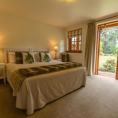 Wanaka Homestead Lodge & Cottages Экстерьер фото