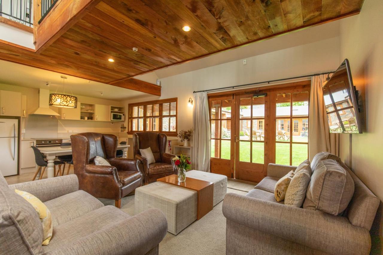 Wanaka Homestead Lodge & Cottages Экстерьер фото
